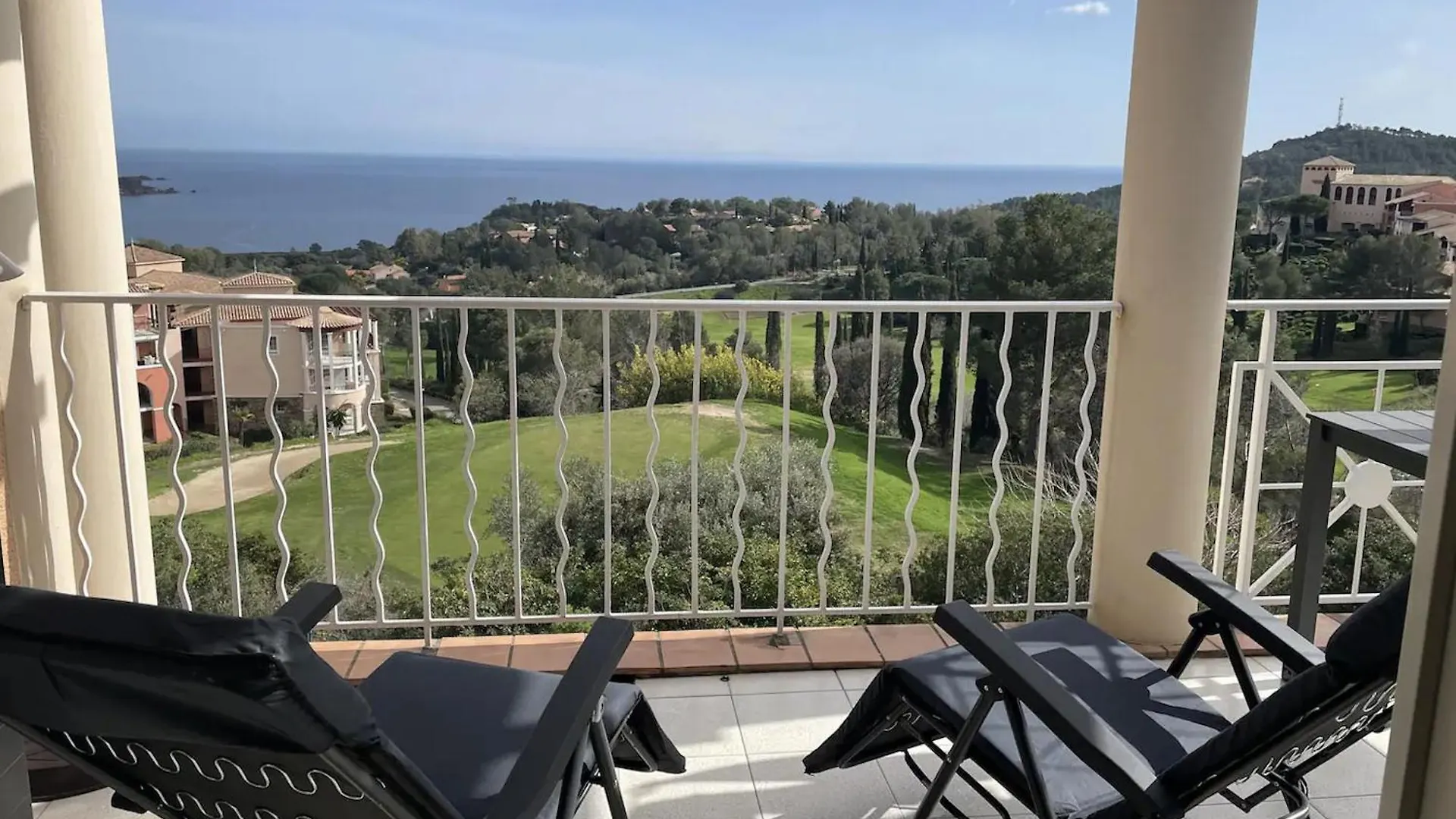 アパート Exceptionnel - Appartement Dans Village Vacances Cap Esterel Agay - St Raphael Saint-Raphaël